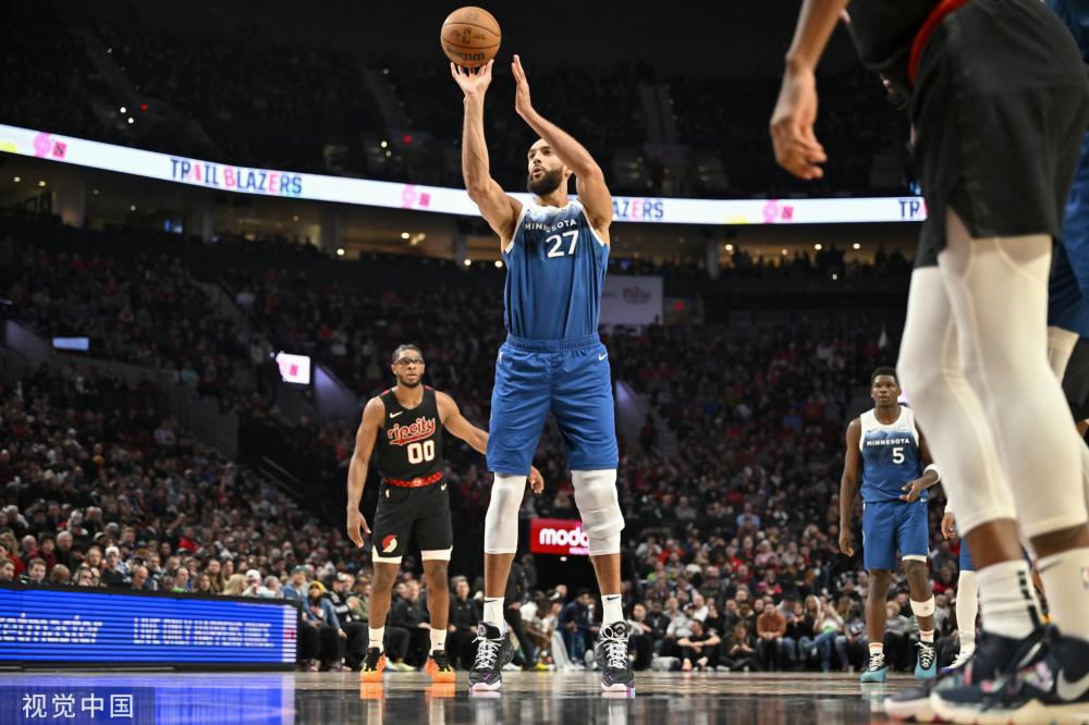 轻球员的培 轻球员的培